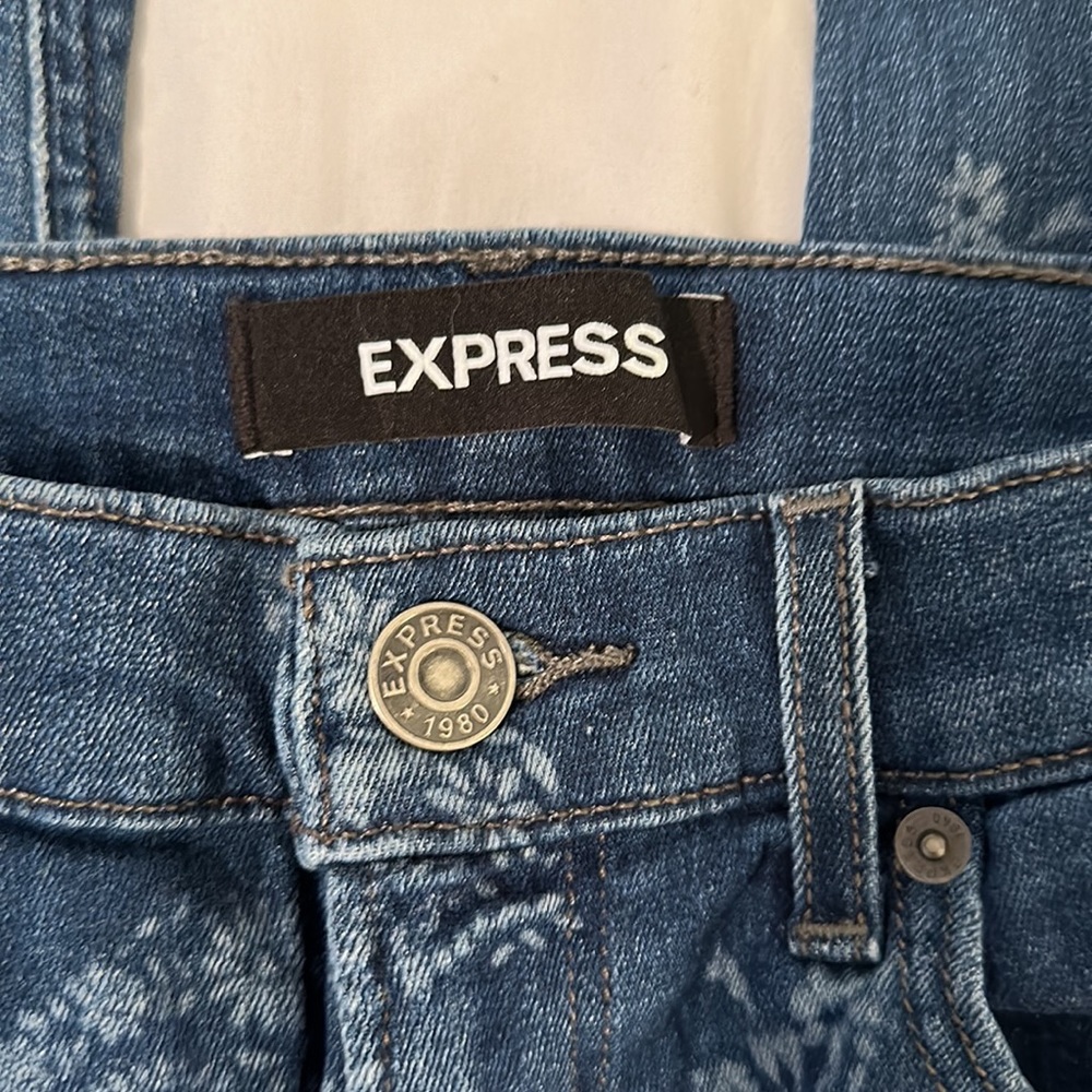 Express Jeans - Picture 5 of 7